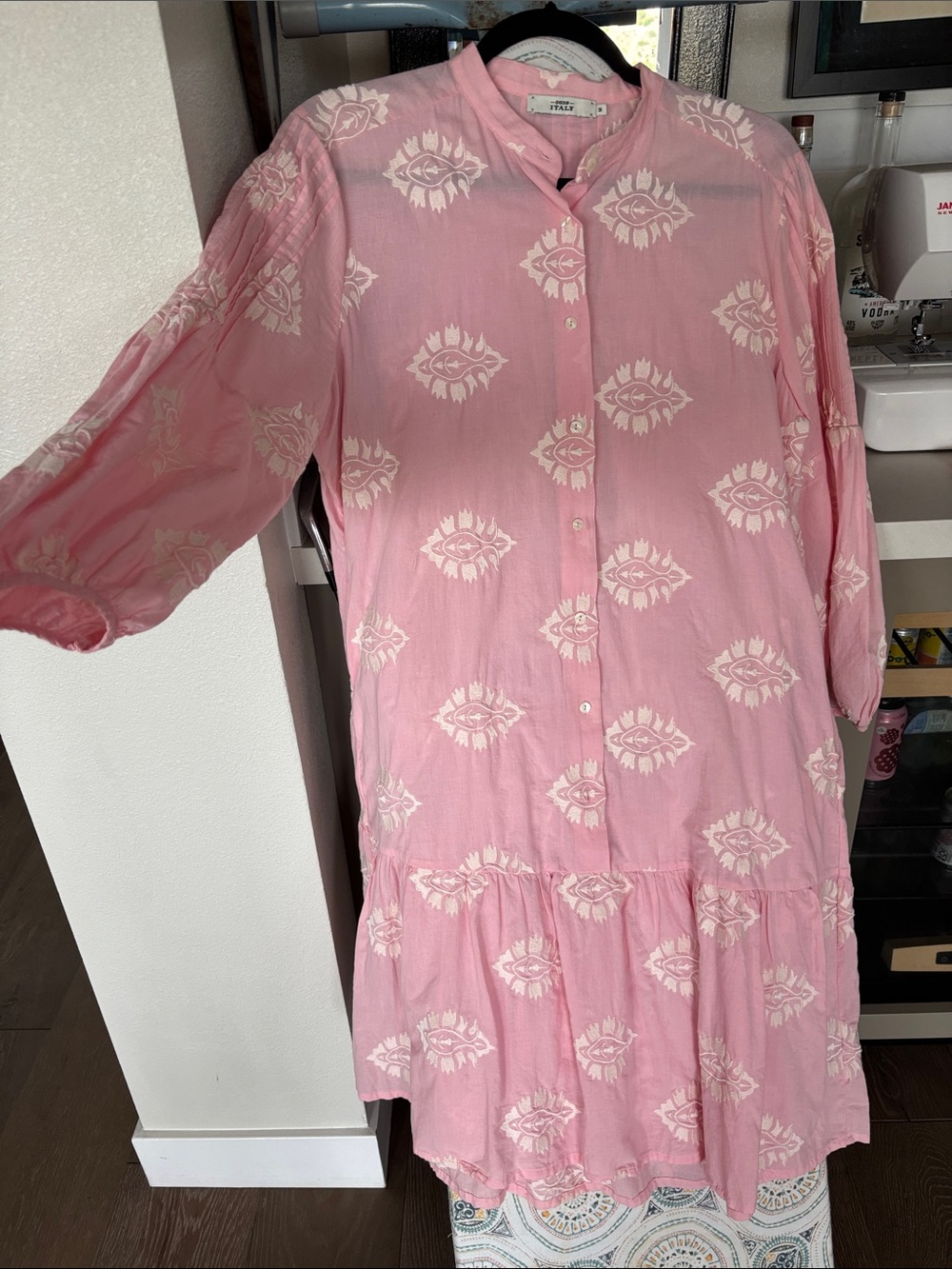 0039 Italy Mila Pink Button-Front Printed Dress size M